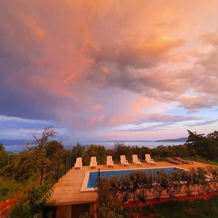 Apartments Nika With Swimming Pool And Beautiful Sea View Dobrec Bagian luar foto