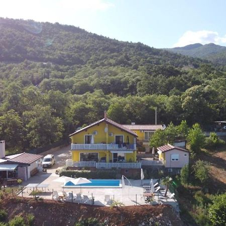 Apartments Nika With Swimming Pool And Beautiful Sea View Dobrec Bagian luar foto