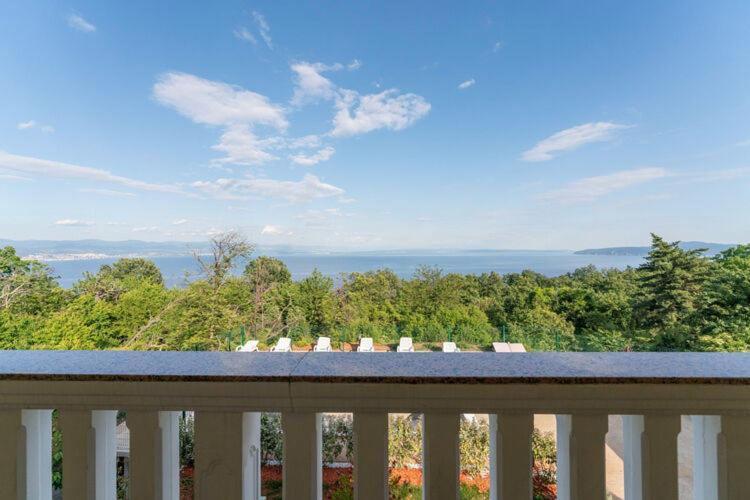 Apartments Nika With Swimming Pool And Beautiful Sea View Dobrec Bagian luar foto