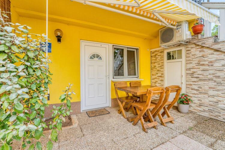 Apartments Nika With Swimming Pool And Beautiful Sea View Dobrec Bagian luar foto