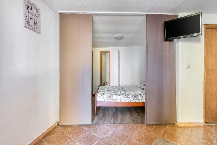 Apartments Nika With Swimming Pool And Beautiful Sea View Dobrec Bagian luar foto