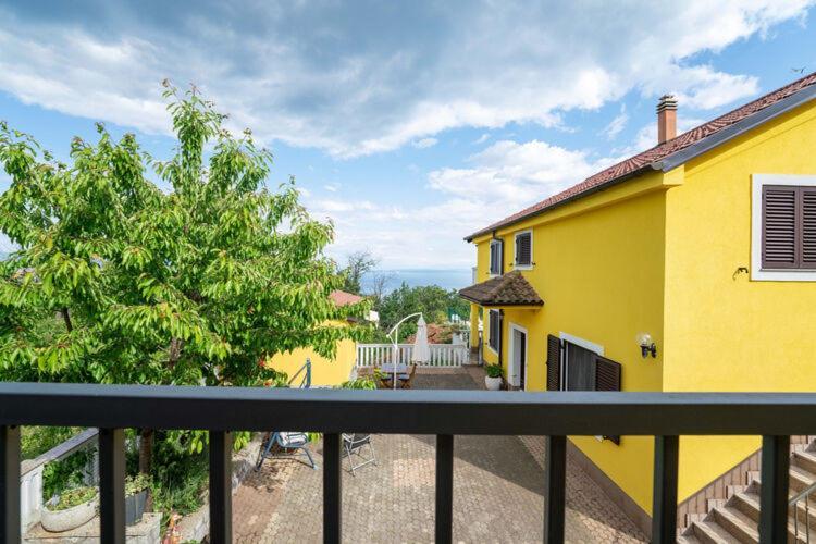 Apartments Nika With Swimming Pool And Beautiful Sea View Dobrec Bagian luar foto